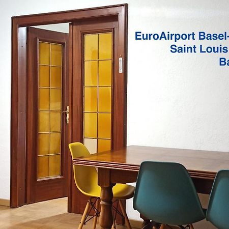 Apartement Saint Louis Train Station- Euroairport- Basel ภายนอก รูปภาพ